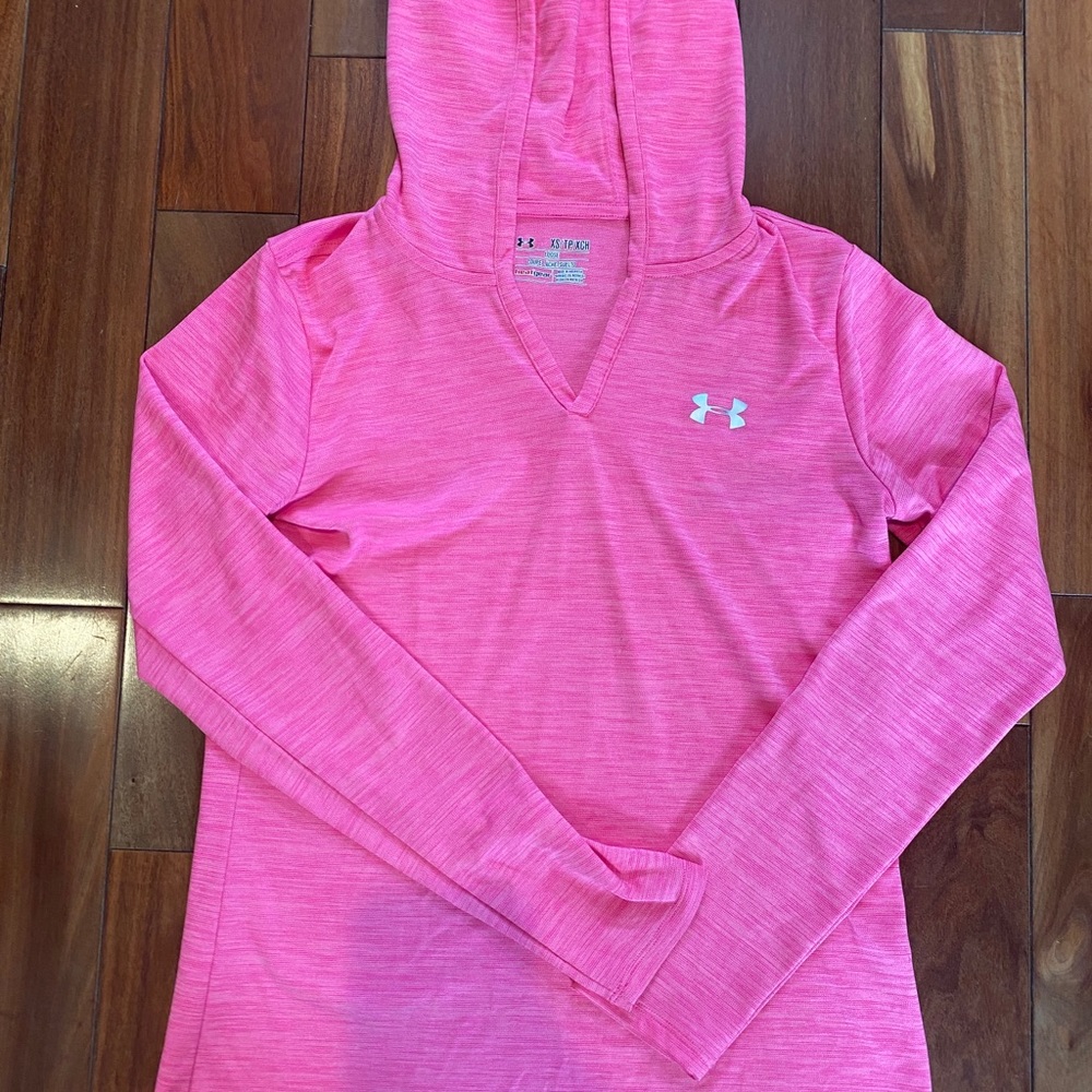 Under armor moisture wicking hoodie extra small